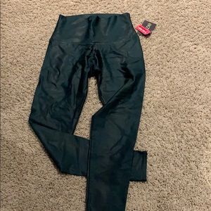 ONZIE high rise leggings. Green snake skin. Small